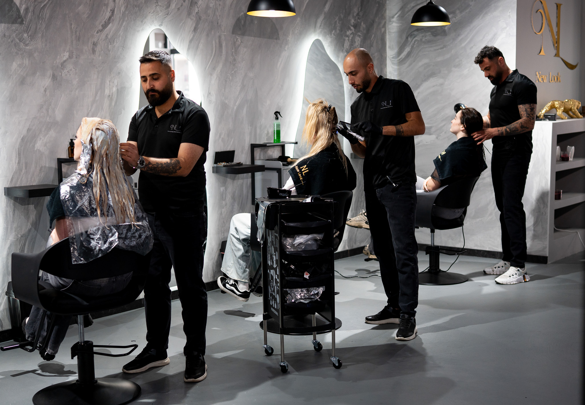 Salon - Team aan het werk